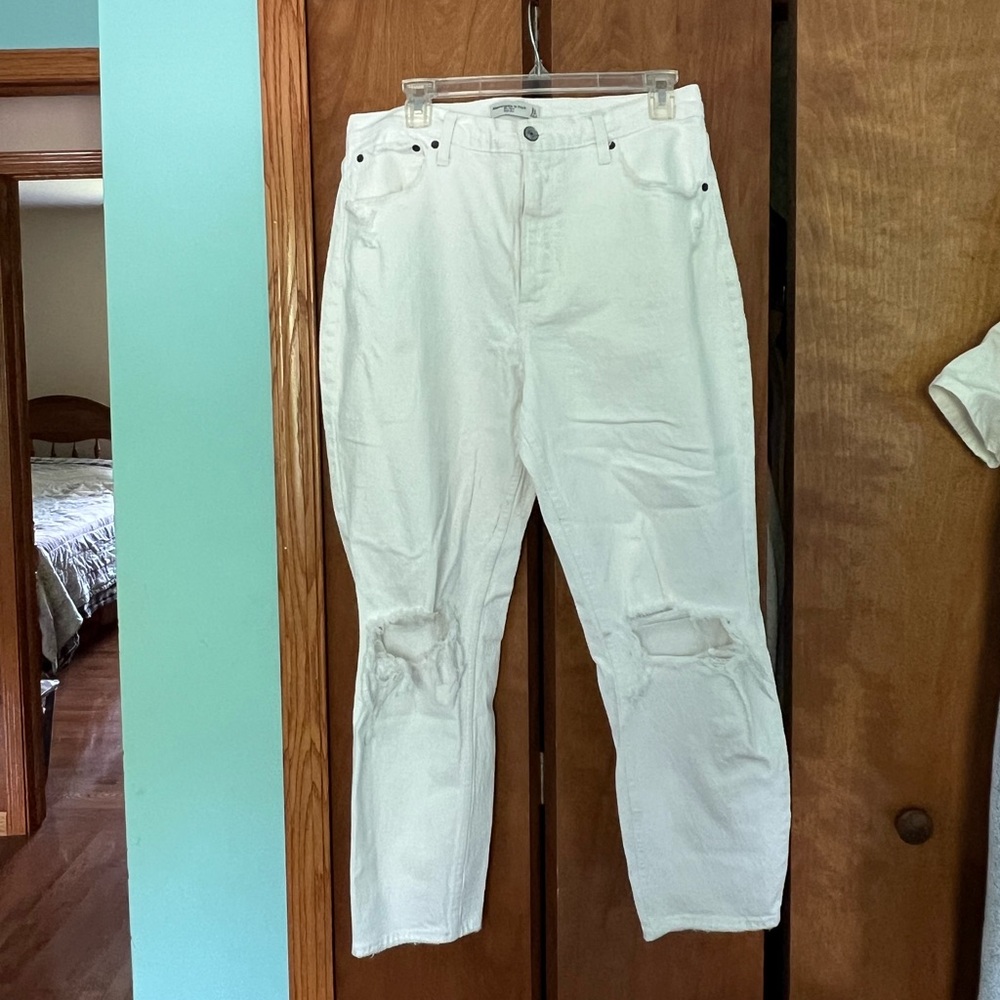 Abercrombie & Fitch White High Rise Jeans